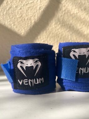 Venum Blue Hand Wraps Box bandage